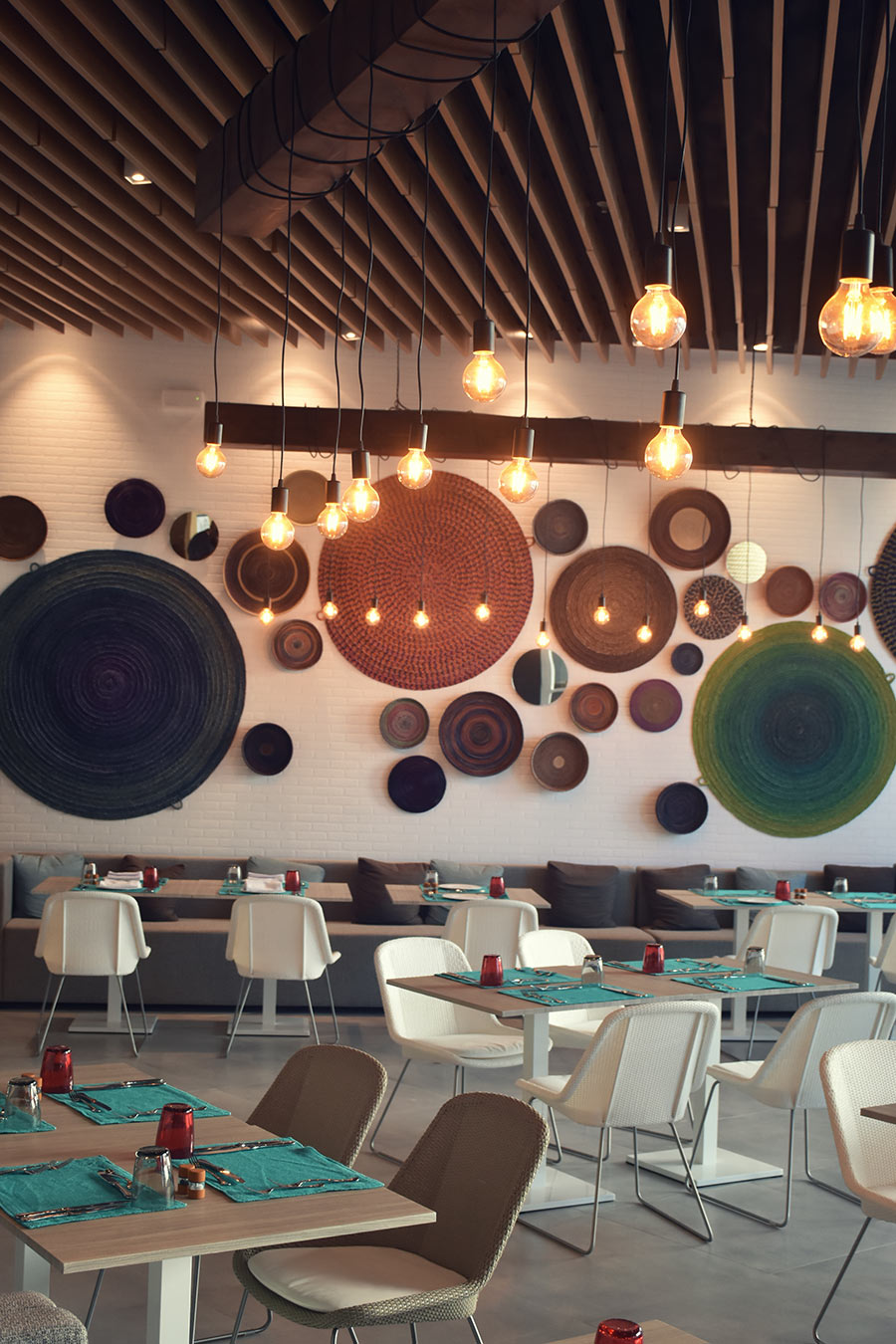 https://dawserandpartners.com/wp-content/uploads/2016/05/all-day-restaurant-2.jpg